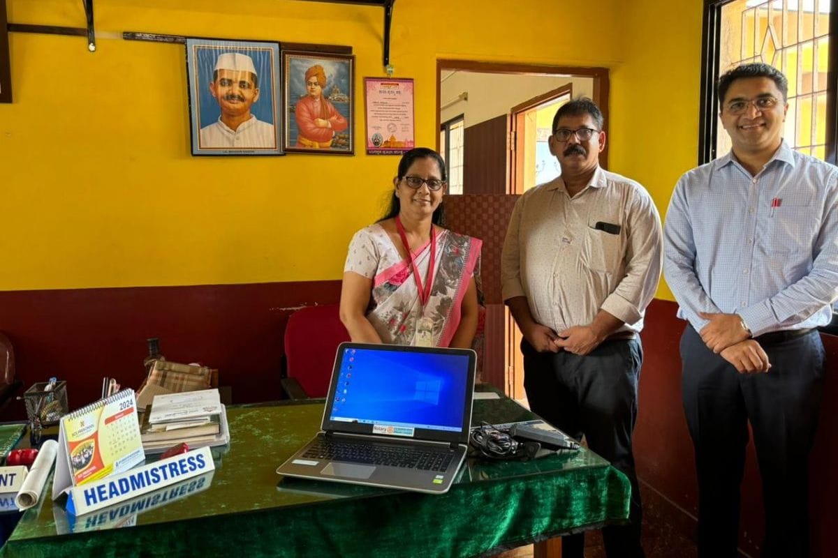 Donation of refurbished laptop at Ashoka Vidyalaya english medium school, Urva stores